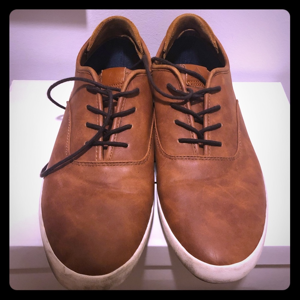 Brown Casual Shoes